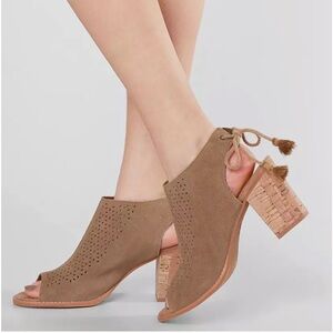 TOMS Elba Heeled Sandal